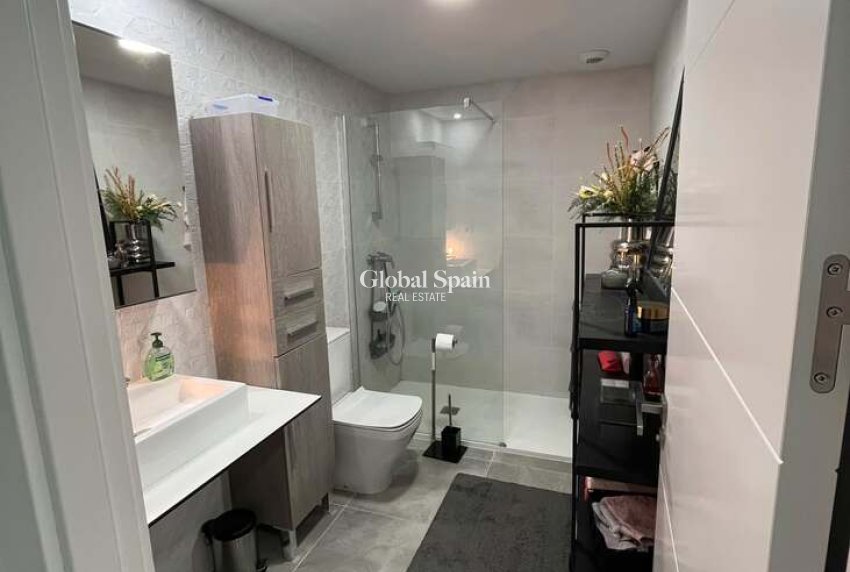 Wiederverkauf - WOHNUNG -
FINESTRAT