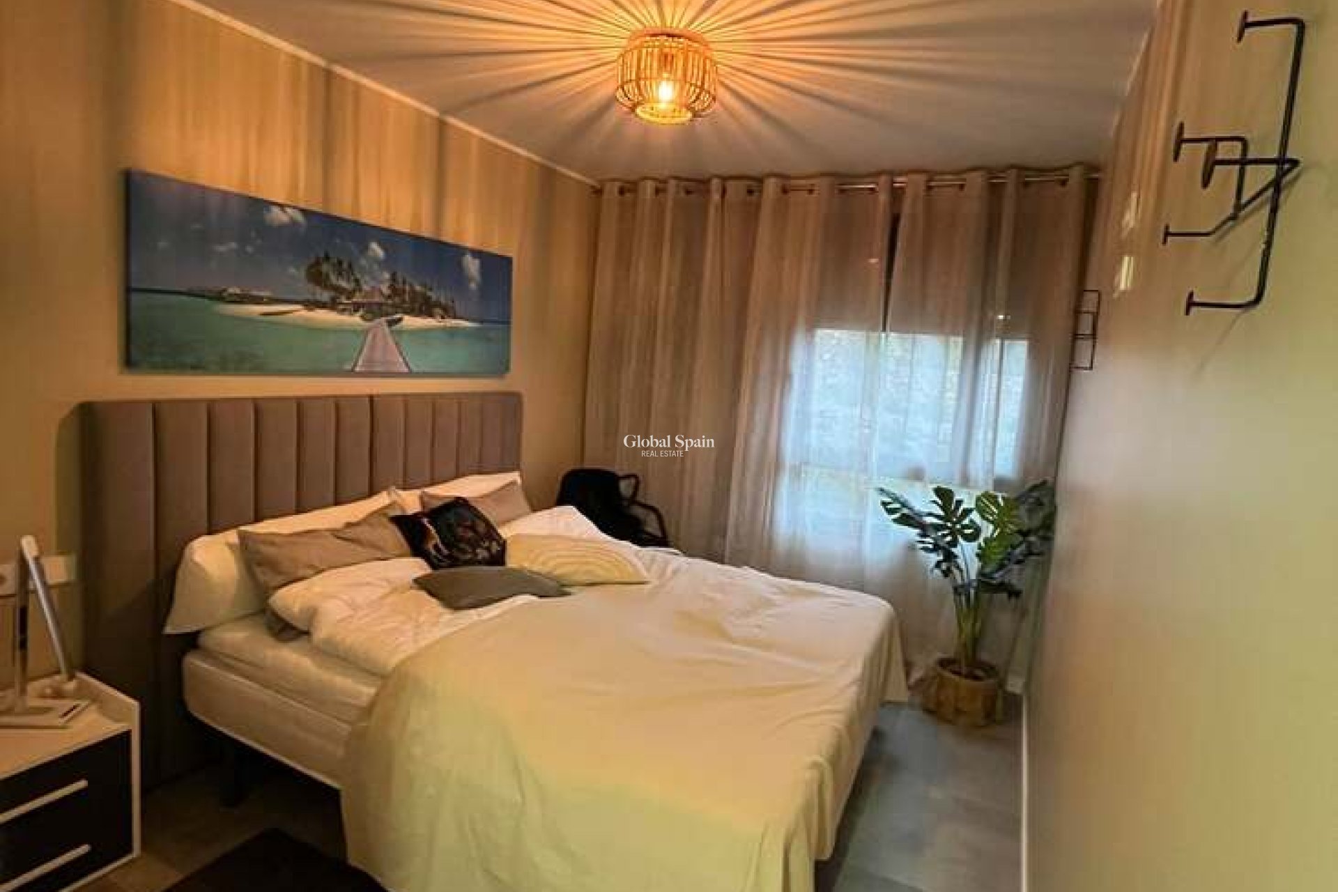 Wiederverkauf - WOHNUNG -
FINESTRAT