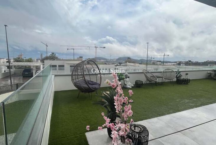 Wiederverkauf - WOHNUNG -
FINESTRAT