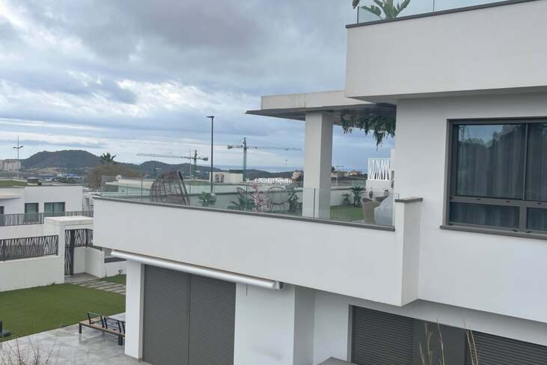 Wiederverkauf - WOHNUNG -
FINESTRAT