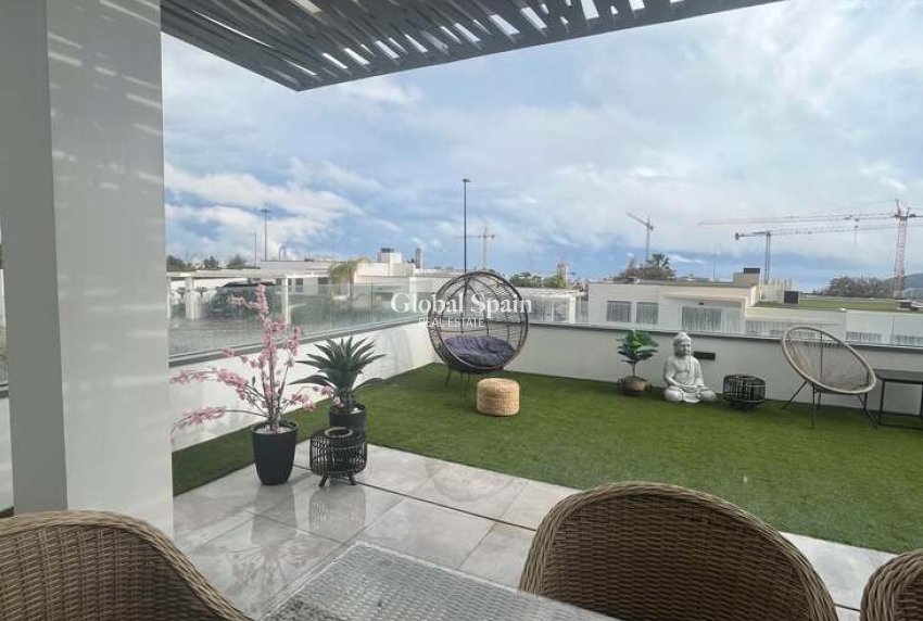 Wiederverkauf - WOHNUNG -
FINESTRAT