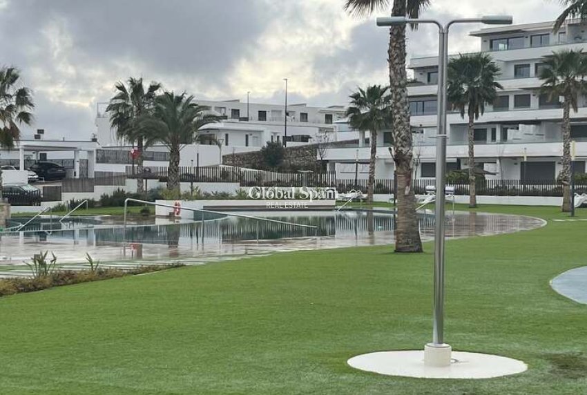 Wiederverkauf - WOHNUNG -
FINESTRAT