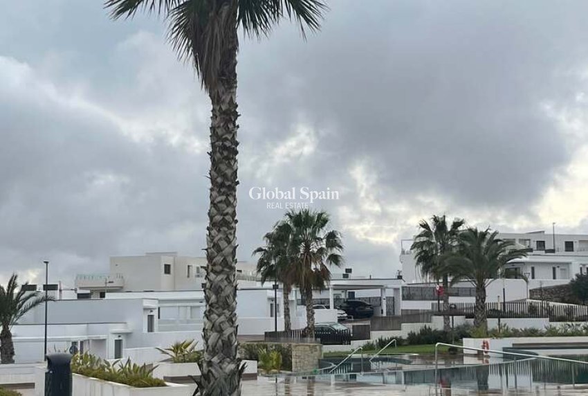 Wiederverkauf - WOHNUNG -
FINESTRAT