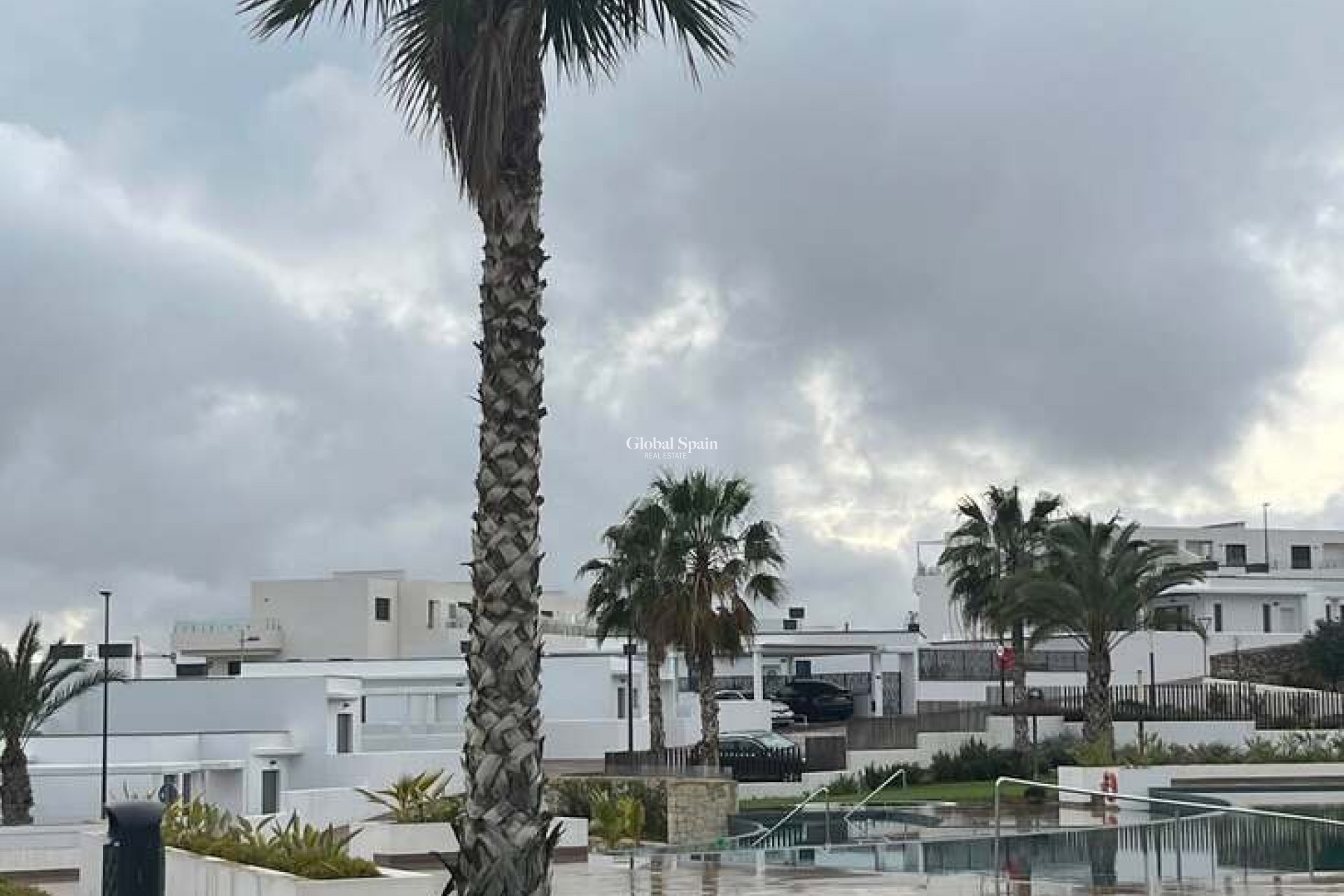 Wiederverkauf - WOHNUNG -
FINESTRAT