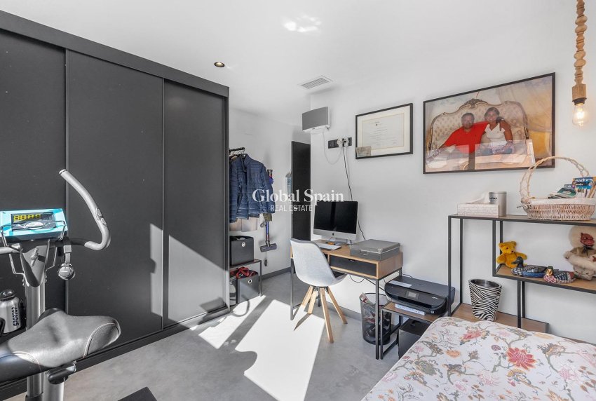 Wiederverkauf - WOHNUNG -
FORMENTERA DEL SEGURA - Pueblo 5