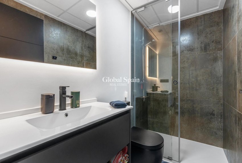 Wiederverkauf - WOHNUNG -
FORMENTERA DEL SEGURA - Pueblo 5