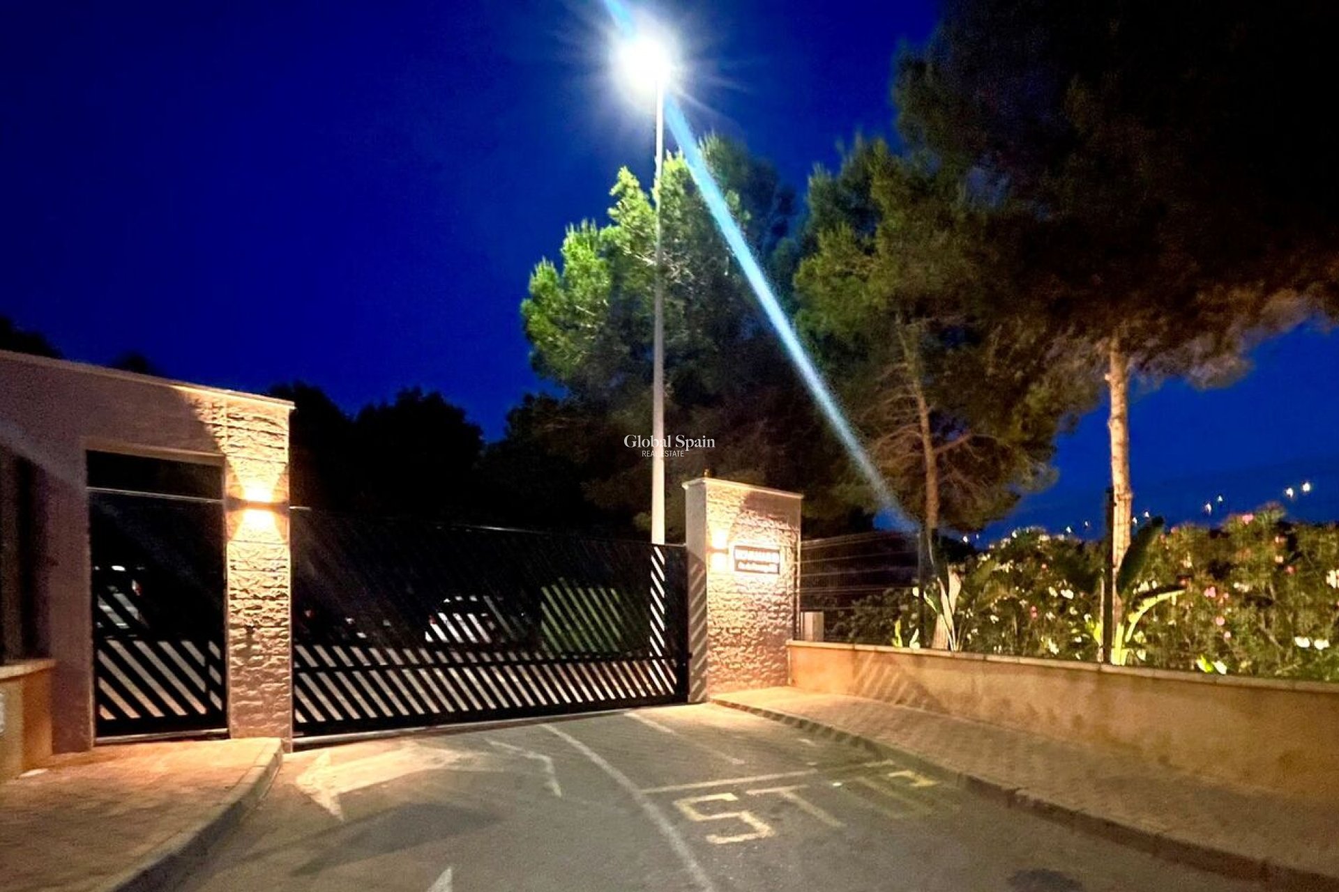 Wiederverkauf - WOHNUNG -
GRAN ALACANT - Costa Blanca
