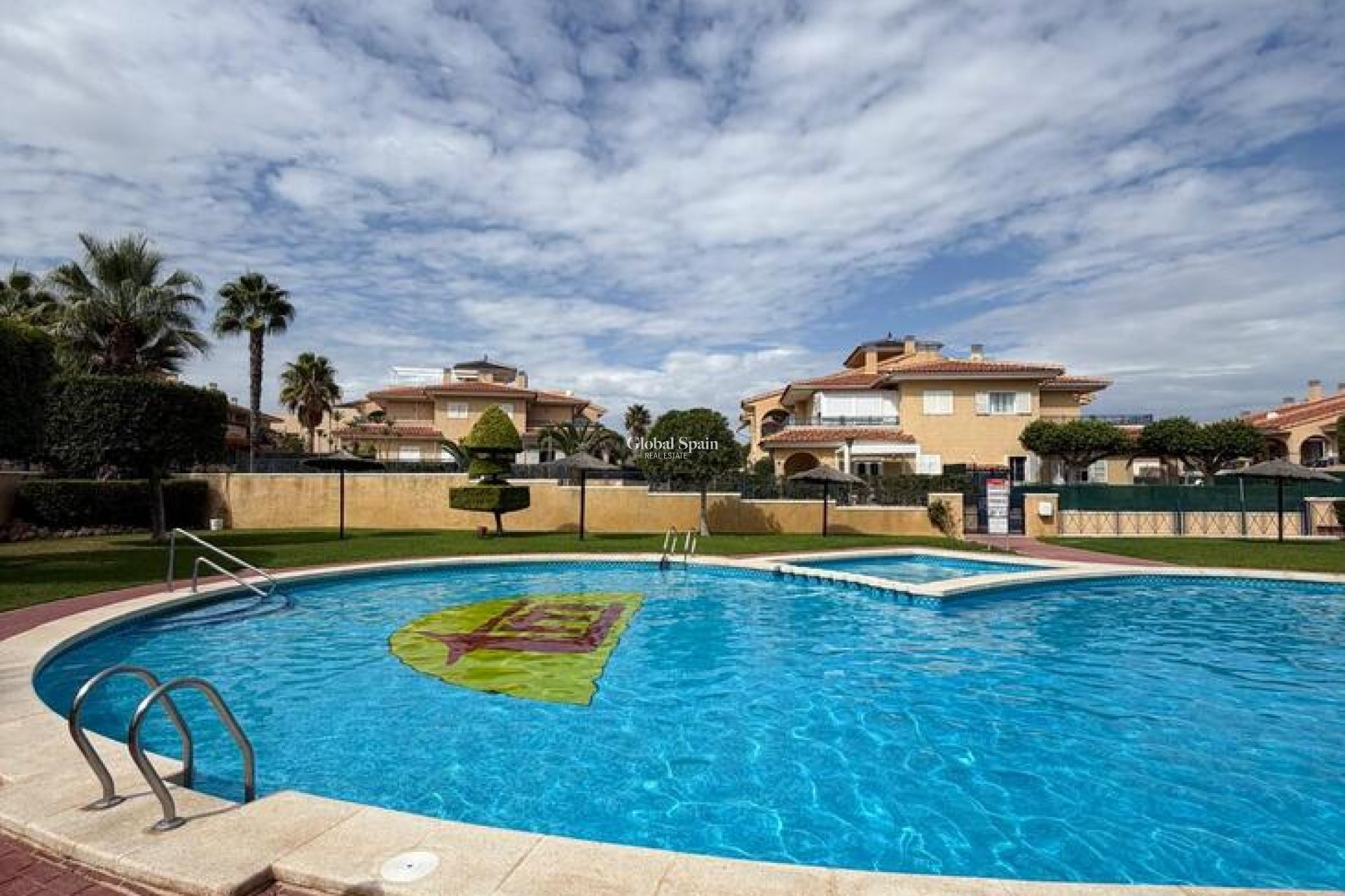 Wiederverkauf - WOHNUNG -
GRAN ALACANT - Costa Blanca