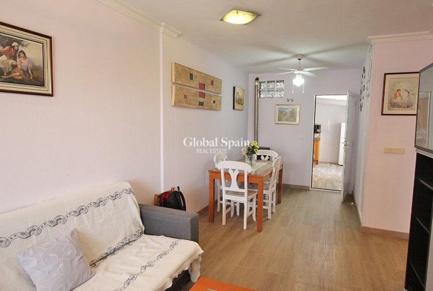 Wiederverkauf - WOHNUNG -
GUARDAMAR DEL SEGURA - 03140