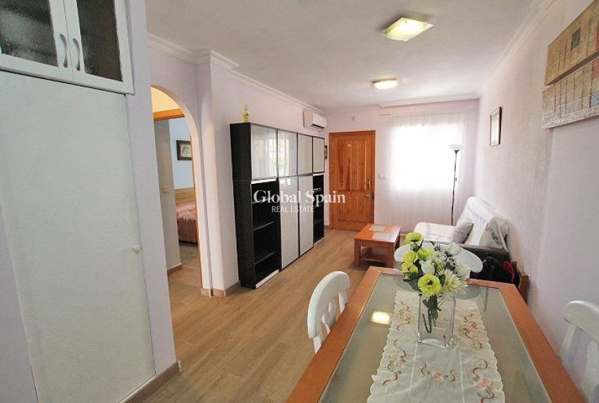 Wiederverkauf - WOHNUNG -
GUARDAMAR DEL SEGURA - 03140