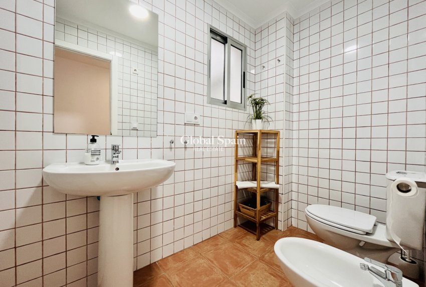 Wiederverkauf - WOHNUNG -
GUARDAMAR DEL SEGURA - Costa Blanca