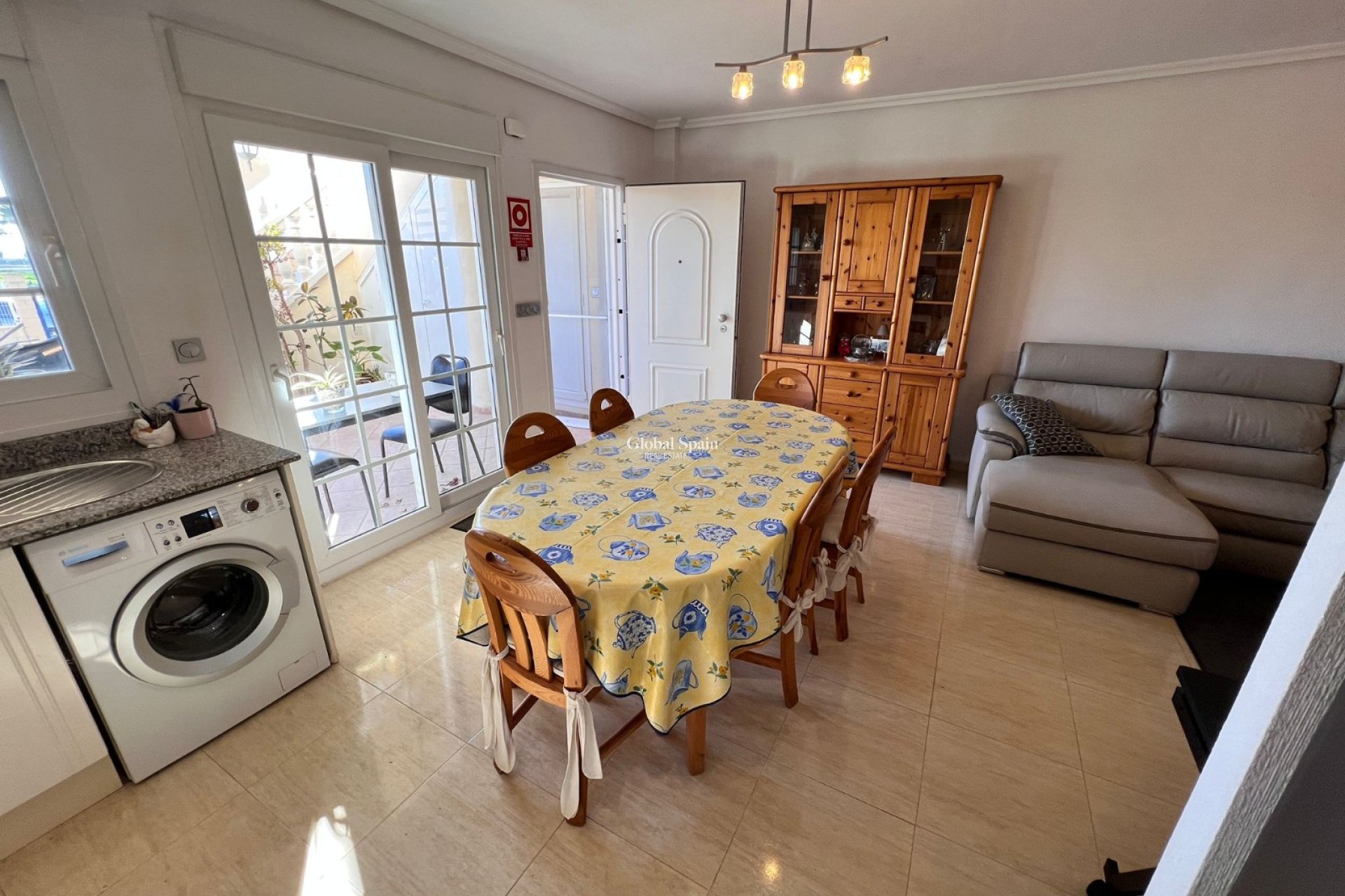 Wiederverkauf - WOHNUNG -
GUARDAMAR DEL SEGURA - Costa Blanca