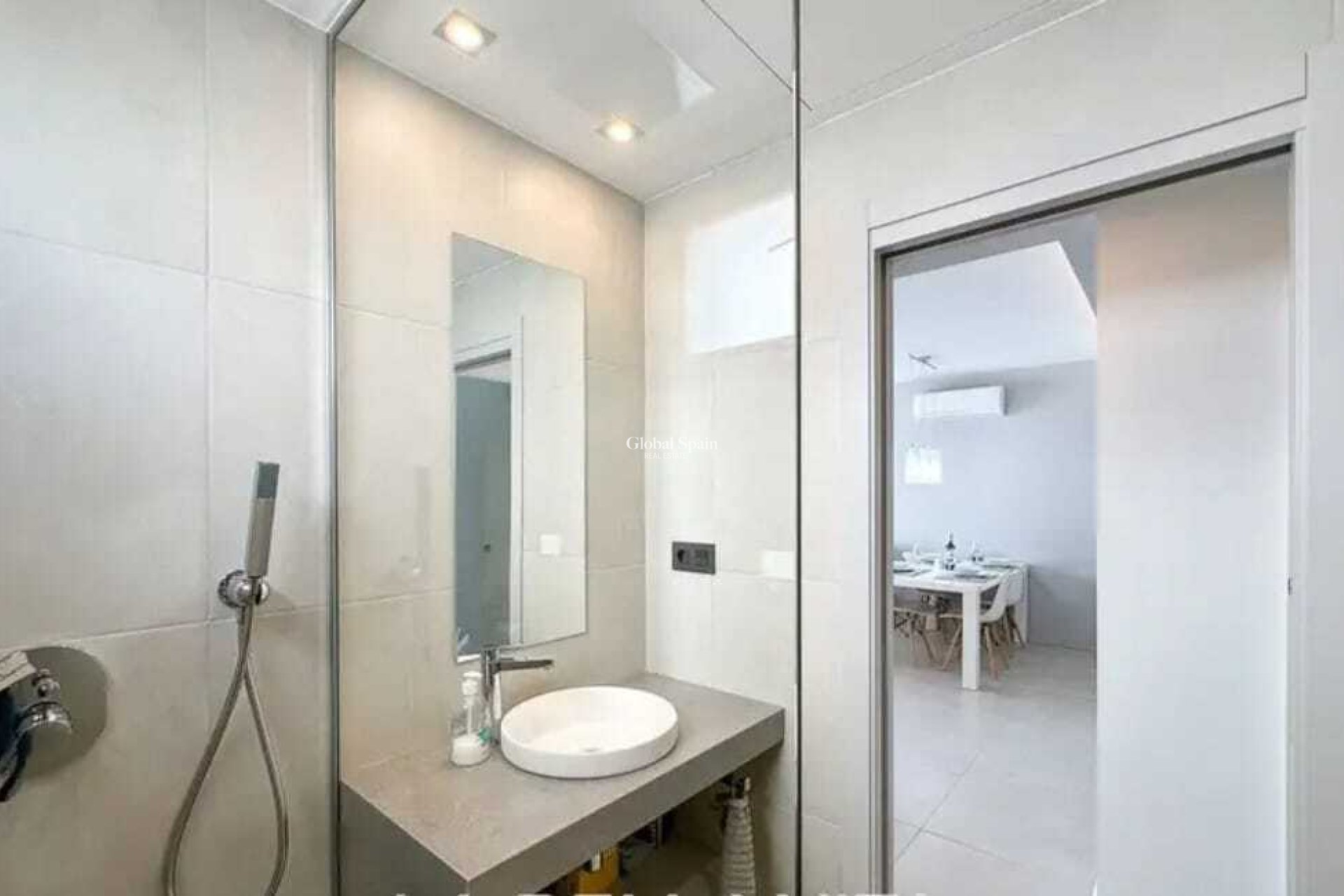 Wiederverkauf - WOHNUNG -
GUARDAMAR DEL SEGURA - Costa Blanca