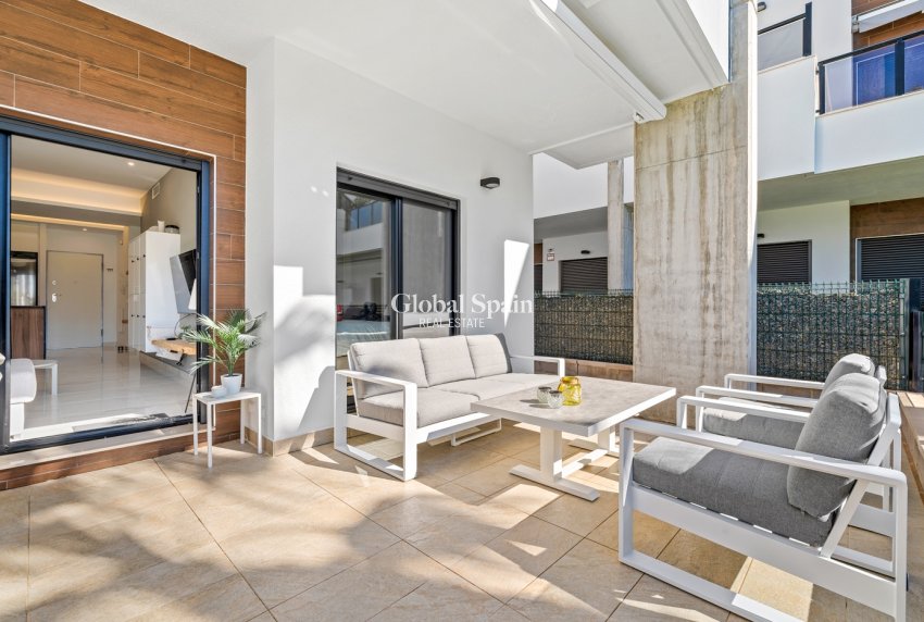 Wiederverkauf - WOHNUNG -
GUARDAMAR DEL SEGURA - Costa Blanca