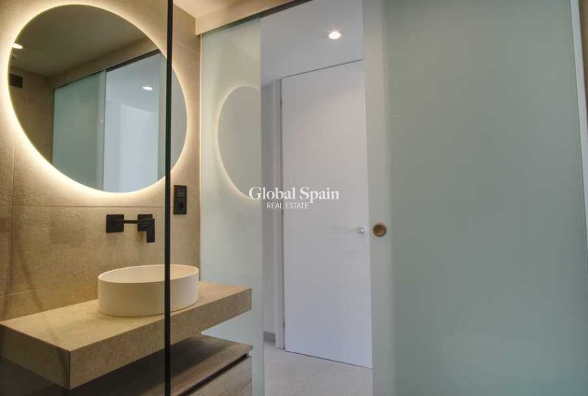 Wiederverkauf - WOHNUNG -
GUARDAMAR DEL SEGURA - Costa Blanca