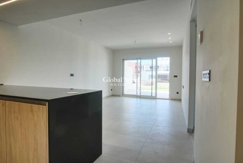 Wiederverkauf - WOHNUNG -
GUARDAMAR DEL SEGURA - Costa Blanca