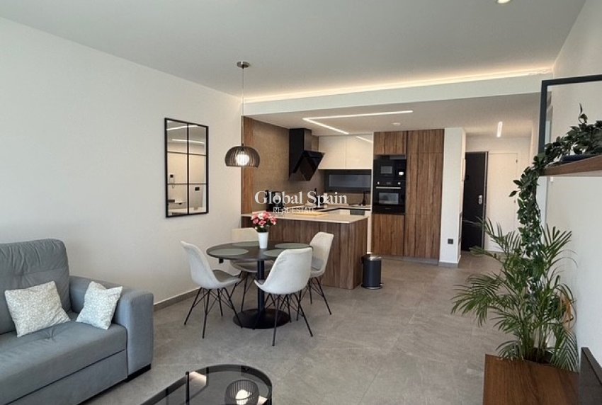 Wiederverkauf - WOHNUNG -
GUARDAMAR DEL SEGURA - Costa Blanca
