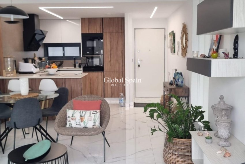 Wiederverkauf - WOHNUNG -
GUARDAMAR DEL SEGURA - Costa Blanca