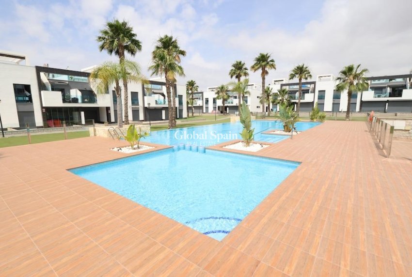 Wiederverkauf - WOHNUNG -
GUARDAMAR DEL SEGURA - Costa Blanca