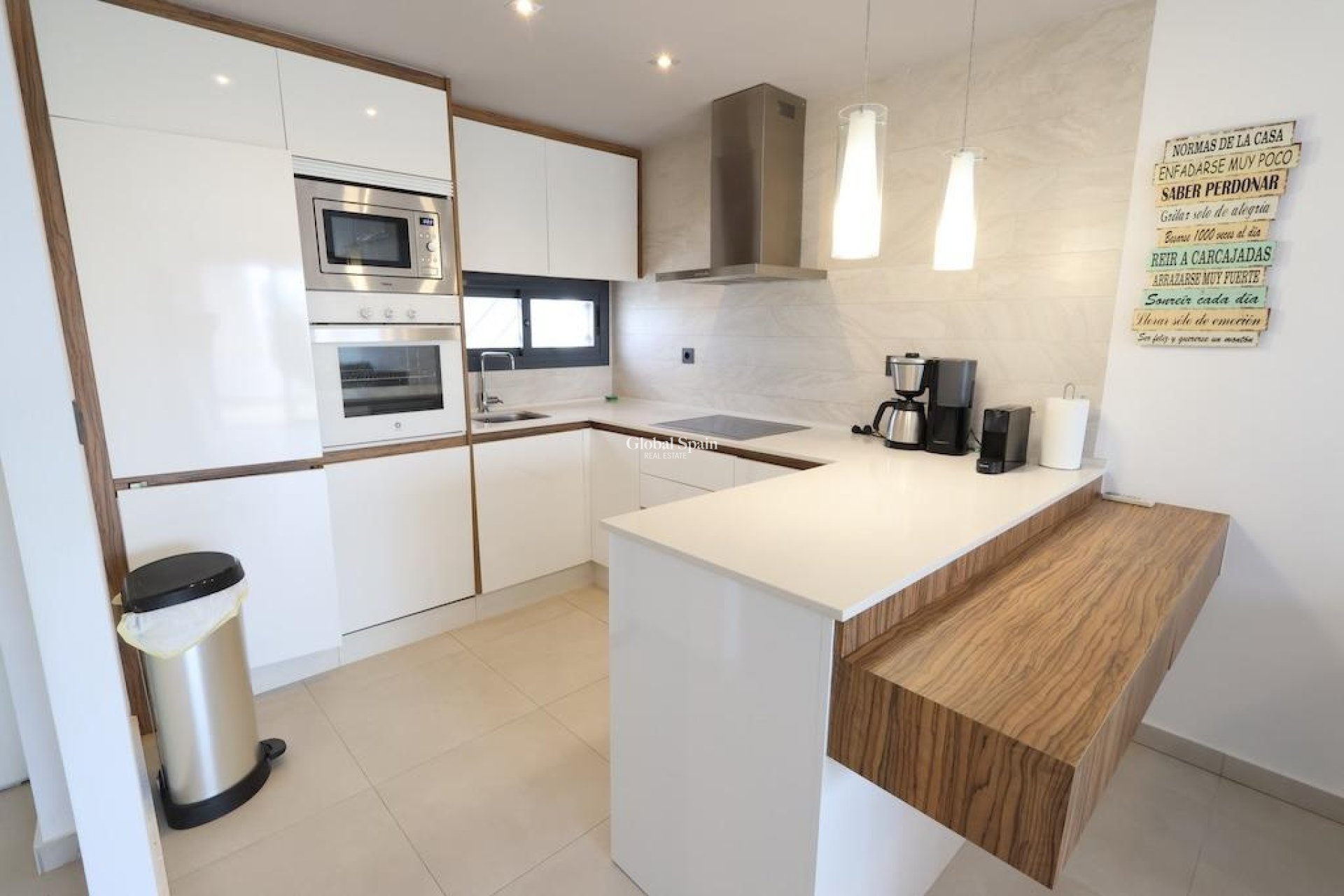 Wiederverkauf - WOHNUNG -
GUARDAMAR DEL SEGURA - Costa Blanca