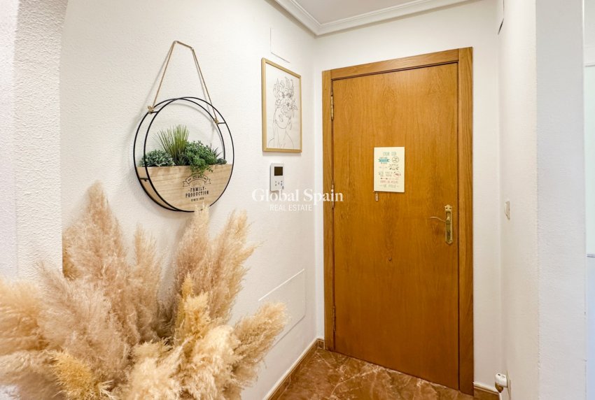 Wiederverkauf - WOHNUNG -
GUARDAMAR DEL SEGURA - Costa Blanca