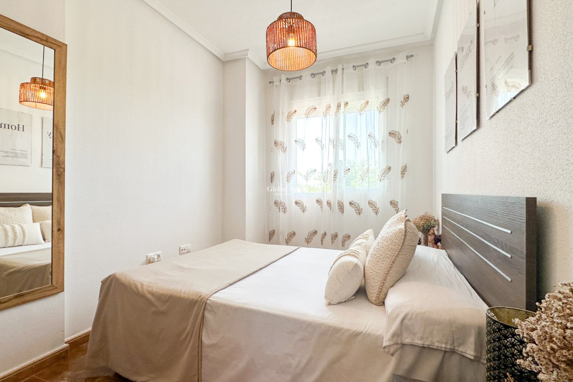 Wiederverkauf - WOHNUNG -
GUARDAMAR DEL SEGURA - Costa Blanca