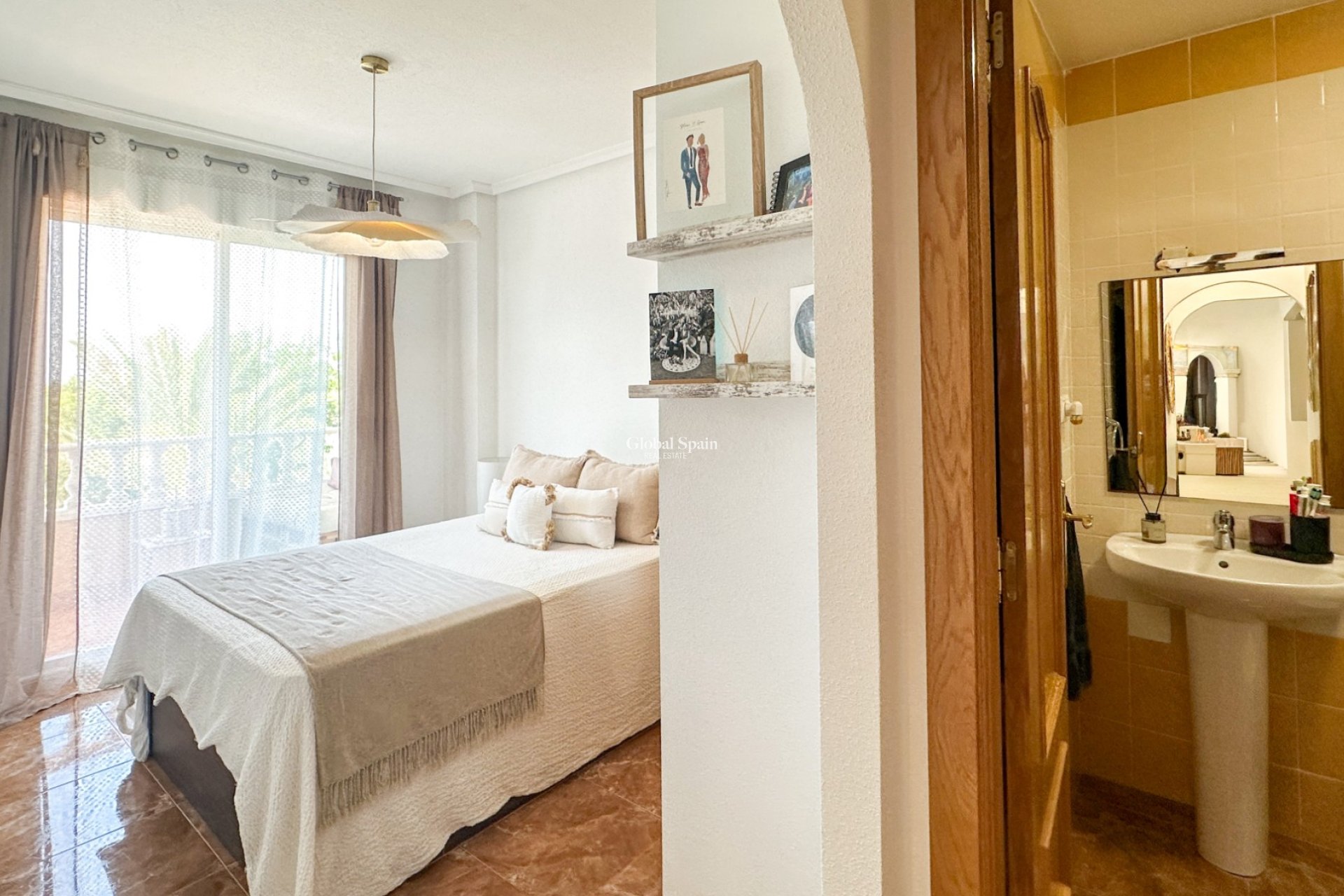 Wiederverkauf - WOHNUNG -
GUARDAMAR DEL SEGURA - Costa Blanca