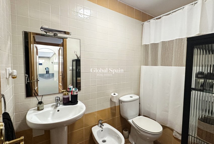 Wiederverkauf - WOHNUNG -
GUARDAMAR DEL SEGURA - Costa Blanca