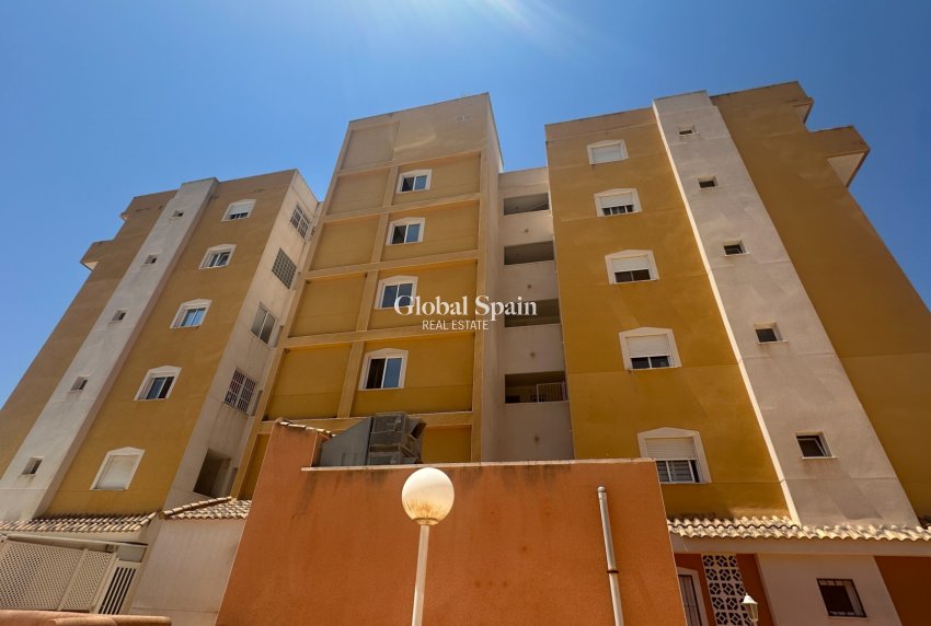 Wiederverkauf - WOHNUNG -
GUARDAMAR DEL SEGURA - Costa Blanca