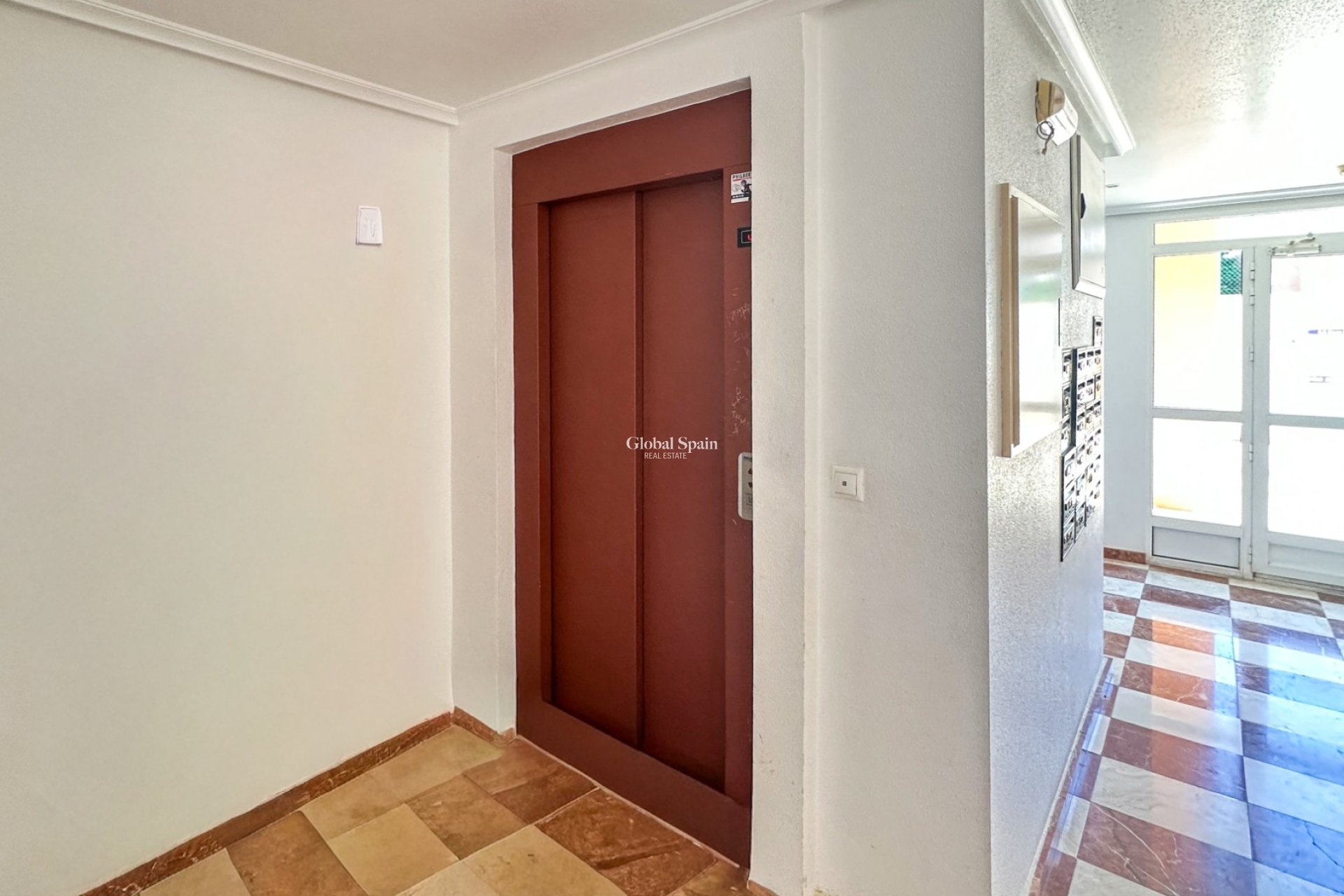 Wiederverkauf - WOHNUNG -
GUARDAMAR DEL SEGURA - Costa Blanca