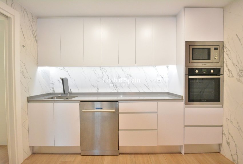 Wiederverkauf - WOHNUNG -
GUARDAMAR DEL SEGURA - Costa Blanca