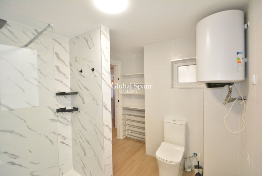 Wiederverkauf - WOHNUNG -
GUARDAMAR DEL SEGURA - Costa Blanca