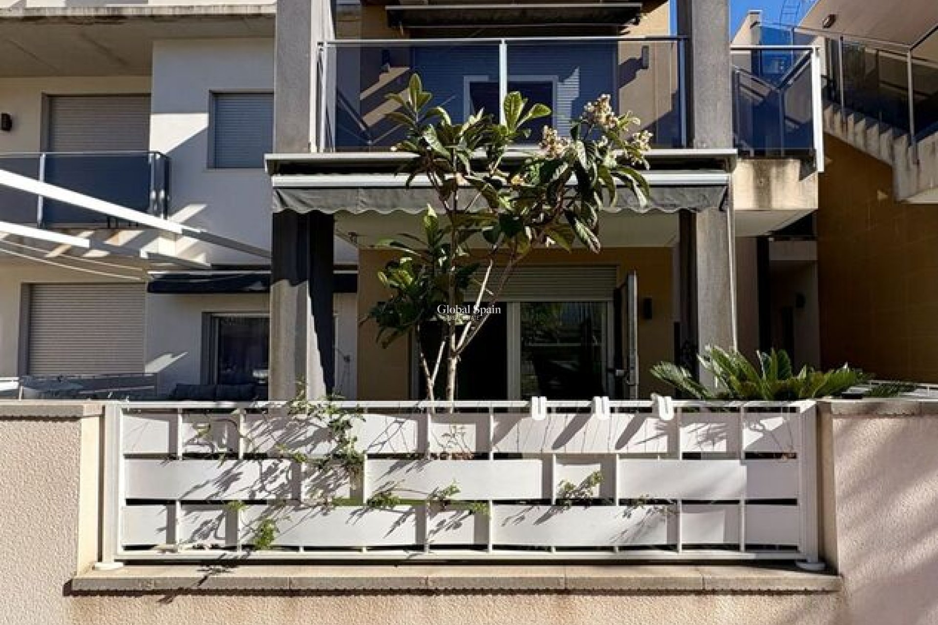 Wiederverkauf - WOHNUNG -
GUARDAMAR DEL SEGURA - Costa Blanca