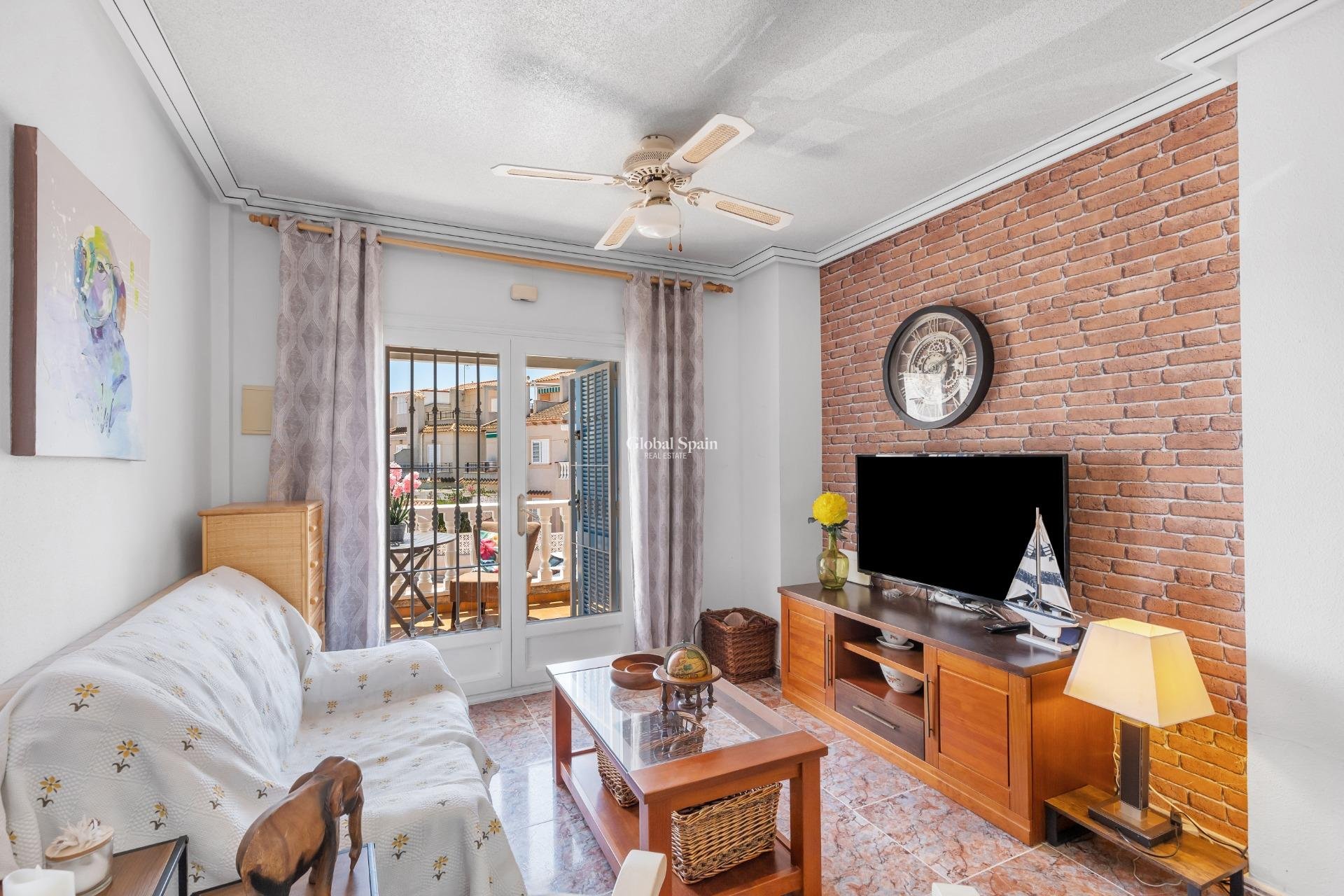 Wiederverkauf - WOHNUNG -
GUARDAMAR DEL SEGURA - El moncayo