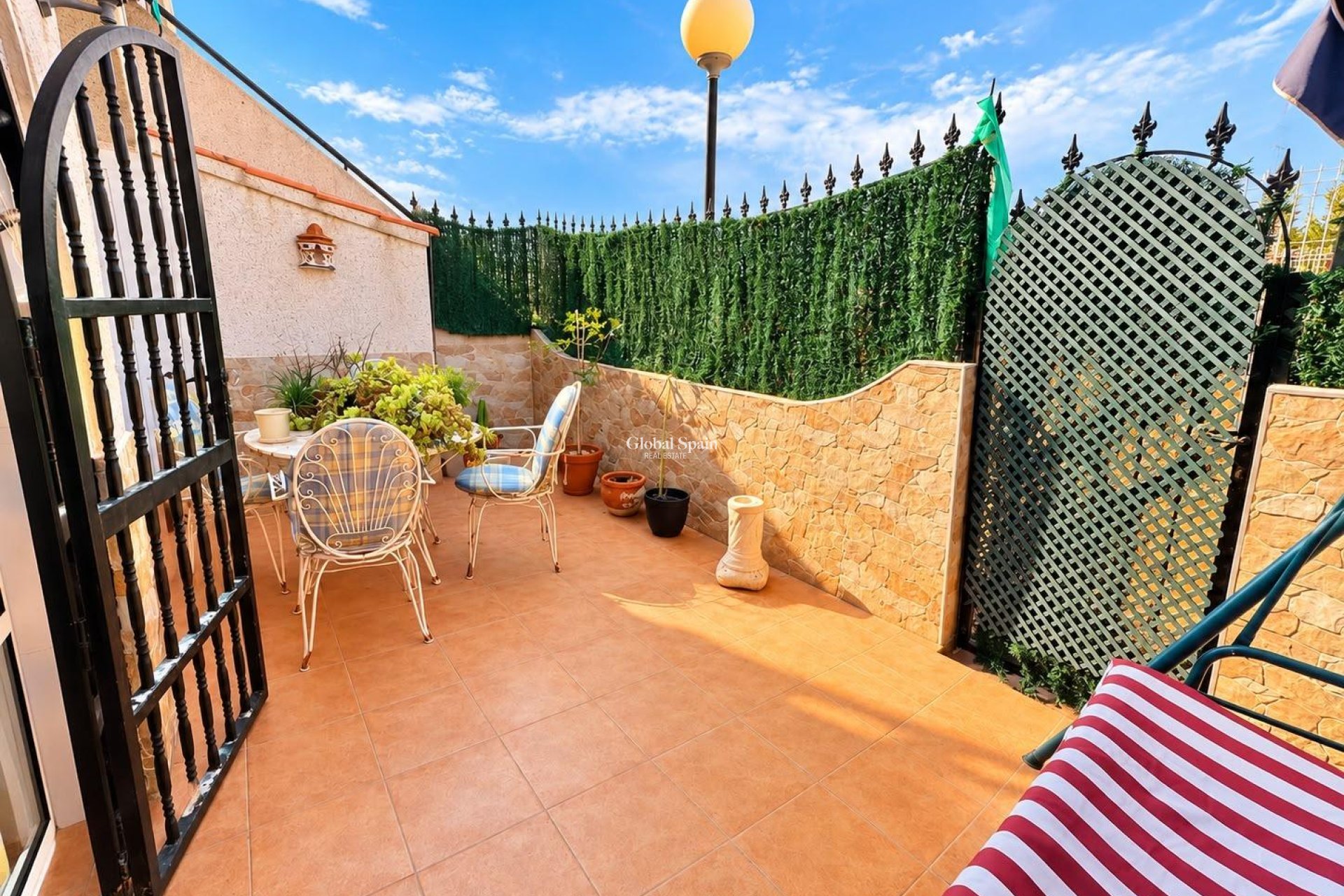 Wiederverkauf - WOHNUNG -
GUARDAMAR DEL SEGURA - El moncayo