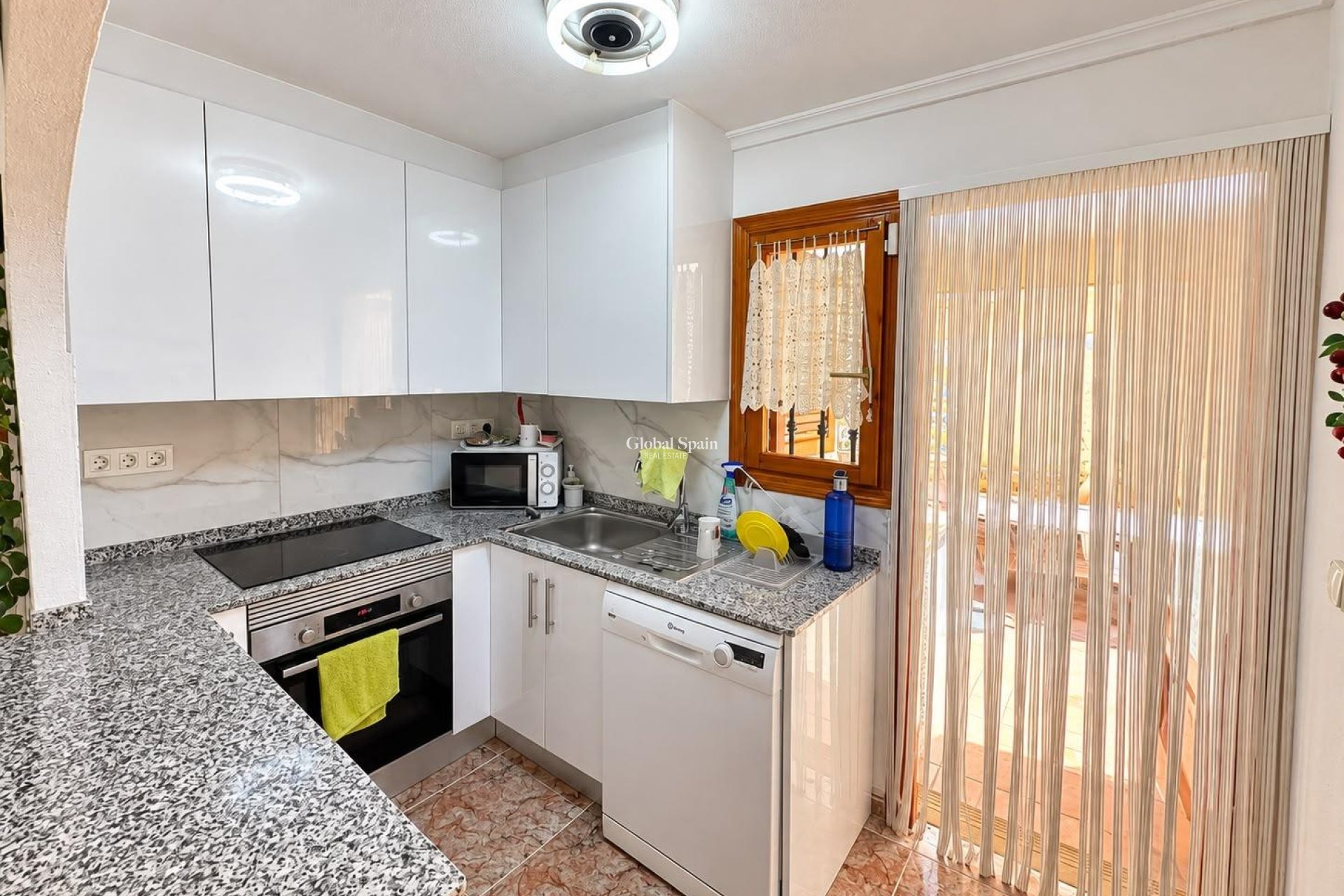 Wiederverkauf - WOHNUNG -
GUARDAMAR DEL SEGURA - El moncayo