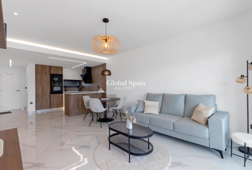 Wiederverkauf - WOHNUNG -
GUARDAMAR DEL SEGURA - EL RASO