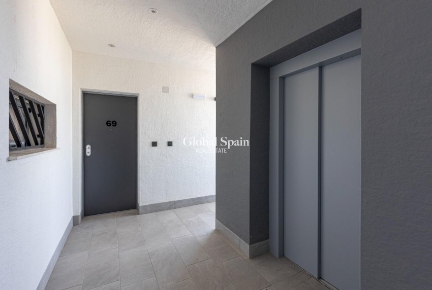 Wiederverkauf - WOHNUNG -
GUARDAMAR DEL SEGURA - EL RASO