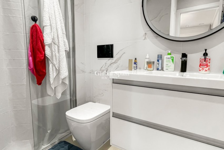 Wiederverkauf - WOHNUNG -
GUARDAMAR DEL SEGURA - EL RASO