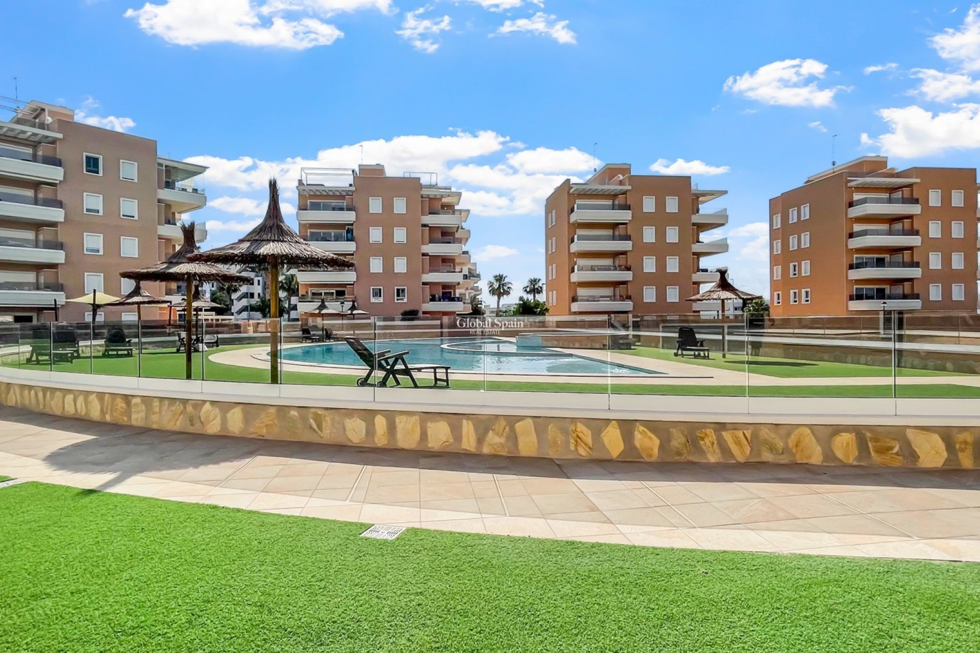 Wiederverkauf - WOHNUNG -
GUARDAMAR DEL SEGURA - EL RASO