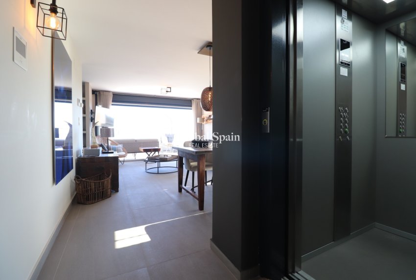 Wiederverkauf - WOHNUNG -
Guardamar del Segura - Guardamar del Segura - Town
