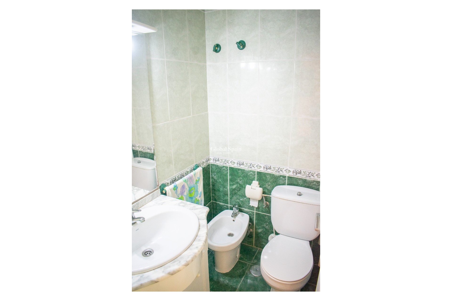 Wiederverkauf - WOHNUNG -
GUARDAMAR DEL SEGURA - Guardamar pueblo