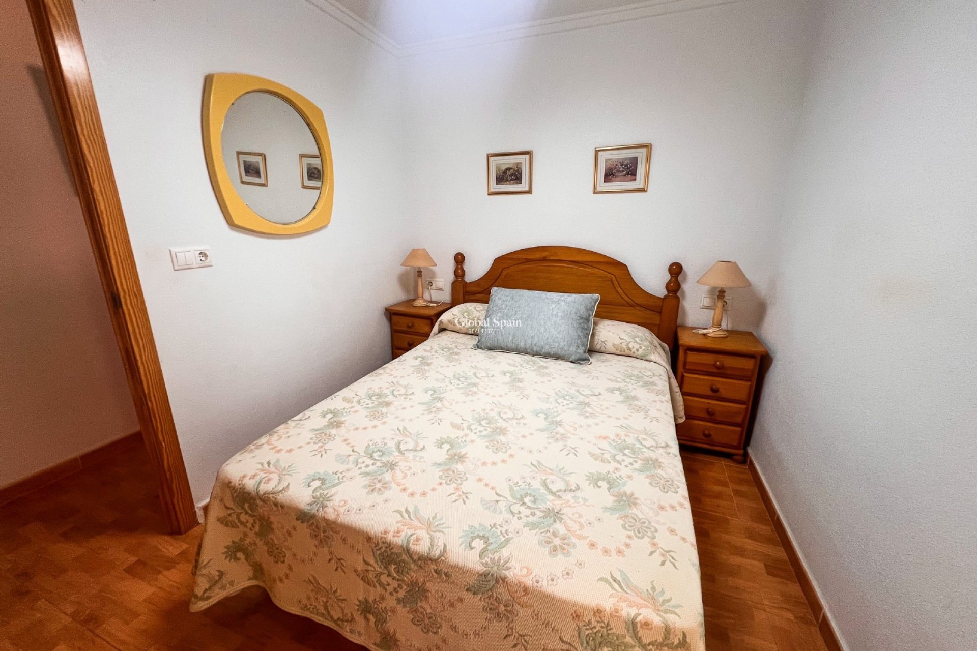 Wiederverkauf - WOHNUNG -
GUARDAMAR DEL SEGURA - Playa Centro Guardamar