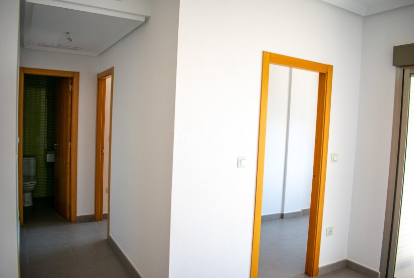 Wiederverkauf - WOHNUNG -
GUARDAMAR DEL SEGURA