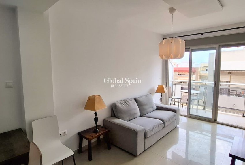 Wiederverkauf - WOHNUNG -
GUARDAMAR DEL SEGURA