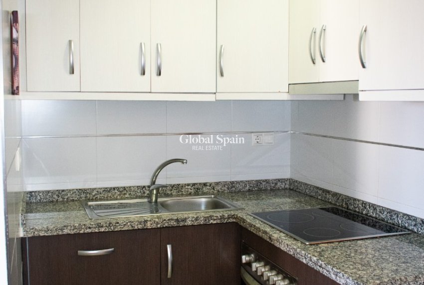 Wiederverkauf - WOHNUNG -
GUARDAMAR DEL SEGURA