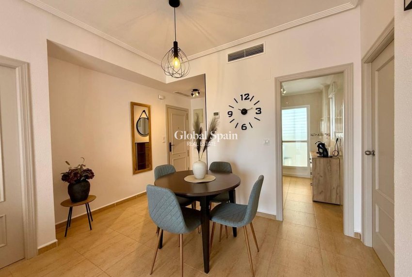 Wiederverkauf - WOHNUNG -
GUARDAMAR DEL SEGURA