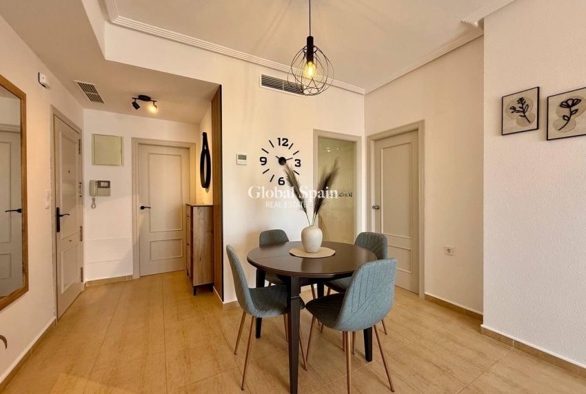 Wiederverkauf - WOHNUNG -
GUARDAMAR DEL SEGURA