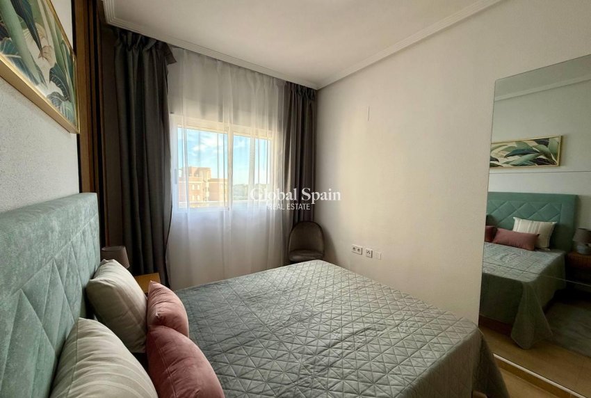 Wiederverkauf - WOHNUNG -
GUARDAMAR DEL SEGURA