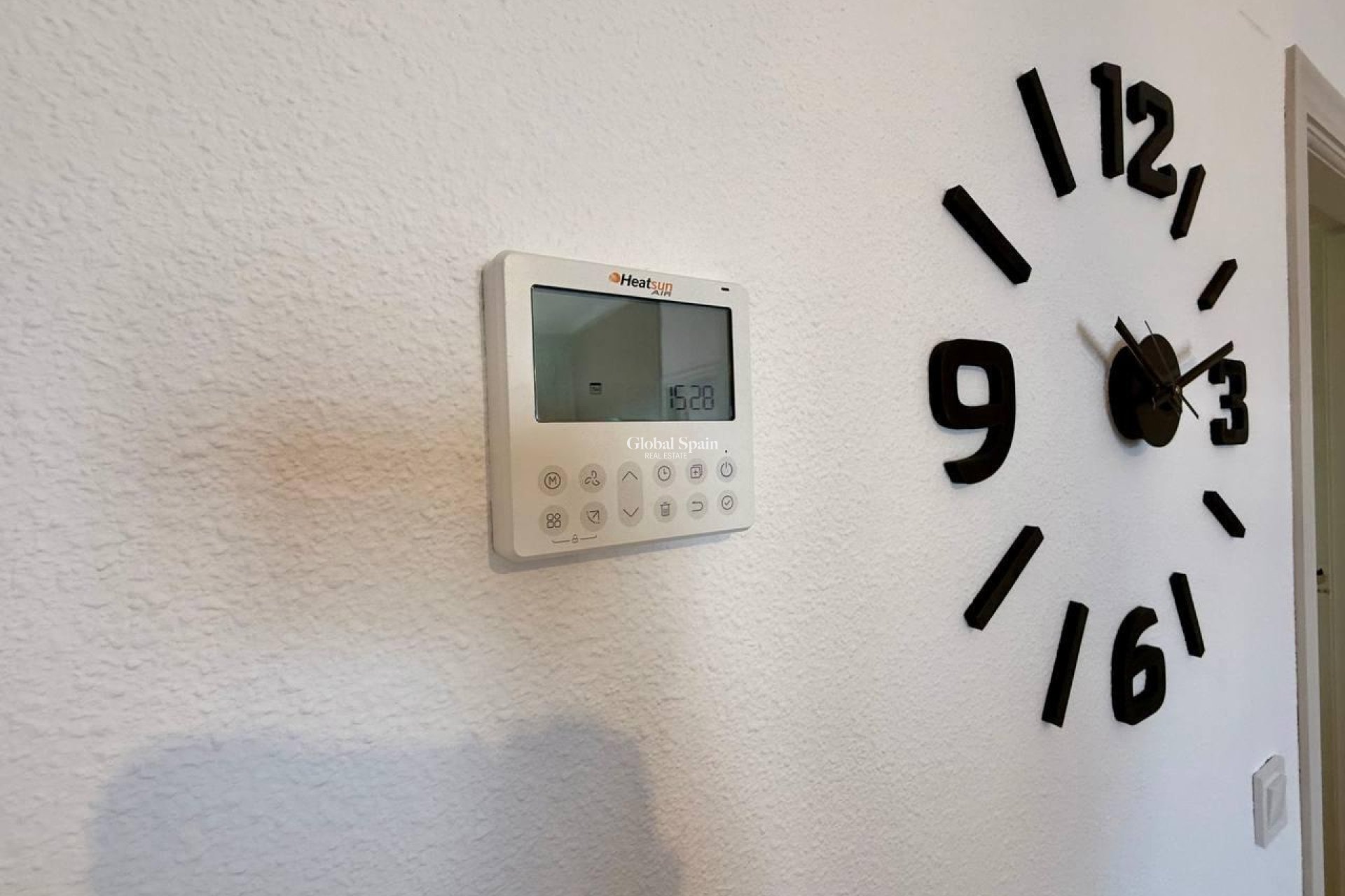 Wiederverkauf - WOHNUNG -
GUARDAMAR DEL SEGURA